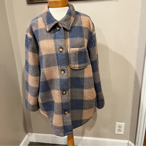 Koolaburra by Ugg Blue & Tan Plaid Button Down Shacket Women’s Size Medium - Picture 4 of 12